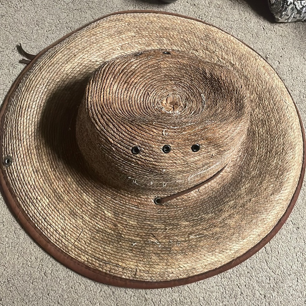 Peter Grimm straw hat